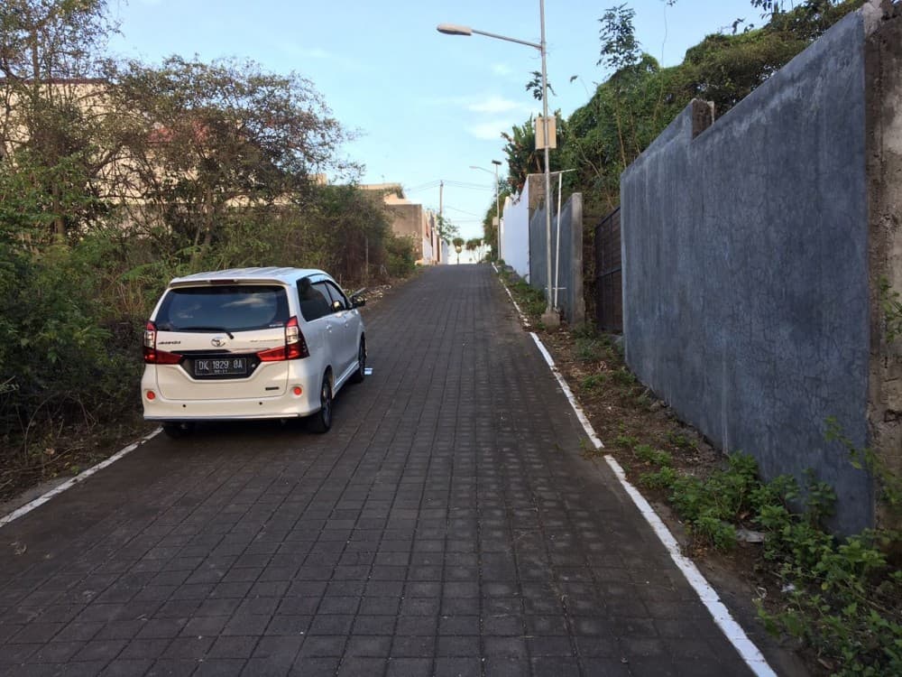 1000 m² Land Plot for Sale in Jimbaran, Bali — photo 1