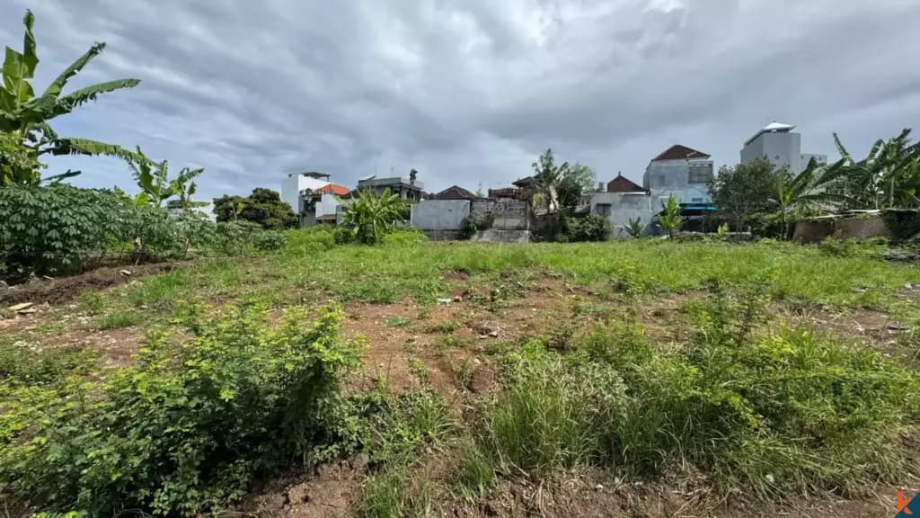 800 m² Land Plot for Sale in Tibubeneng, Bali — photo 2