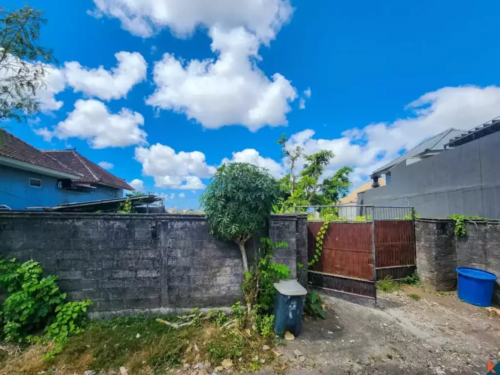 325 m² Land Plot for Sale in Ungasan, Bali — photo 2