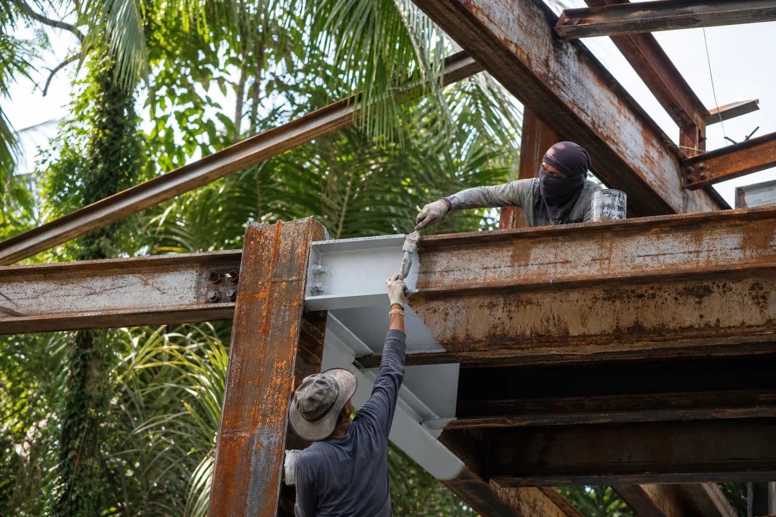 Amed Saltwater Corrosion: Steel Protection Costs Bali