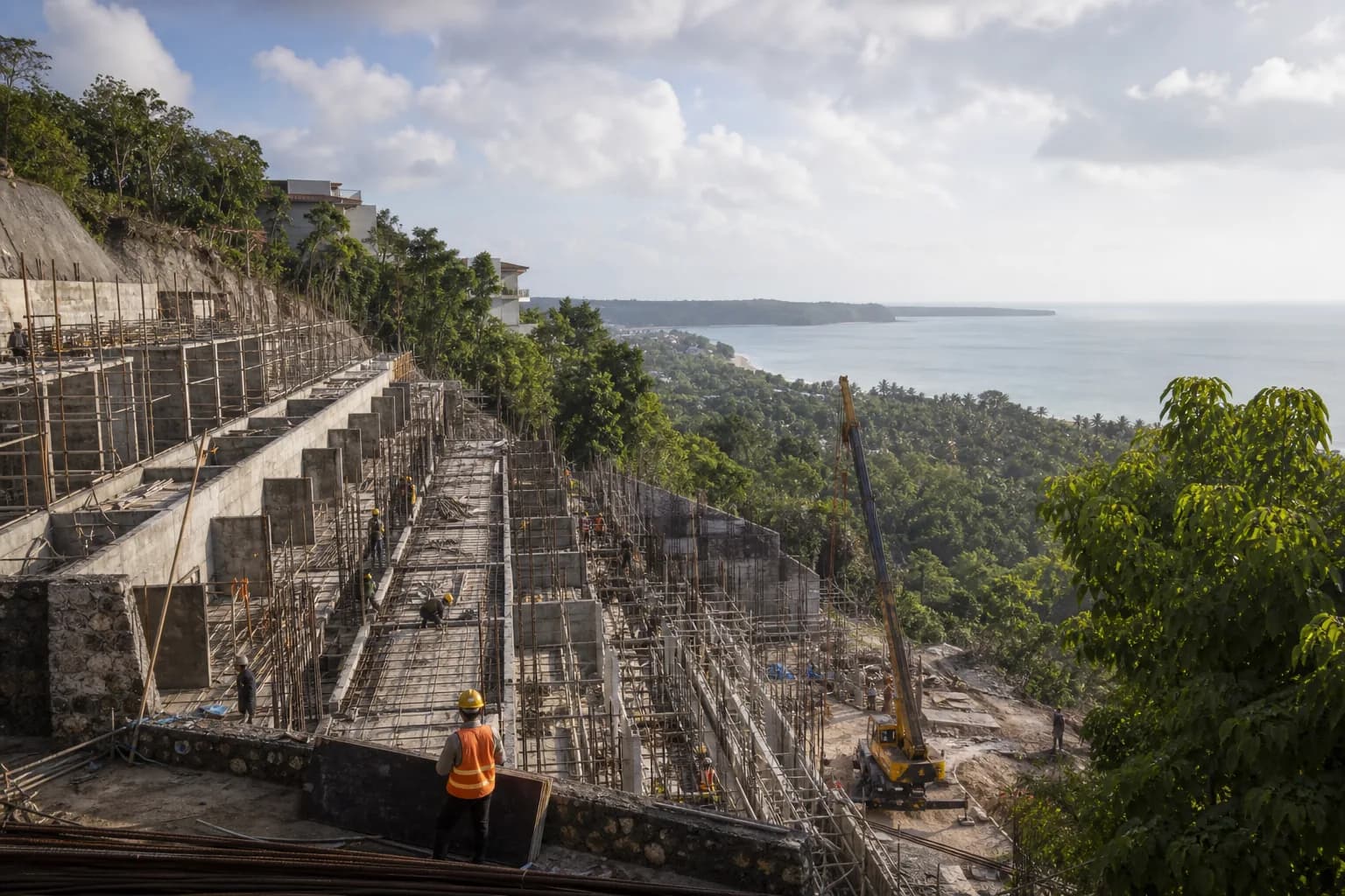 Jimbaran Cliff Construction: Seismic Slope Stability in Bali