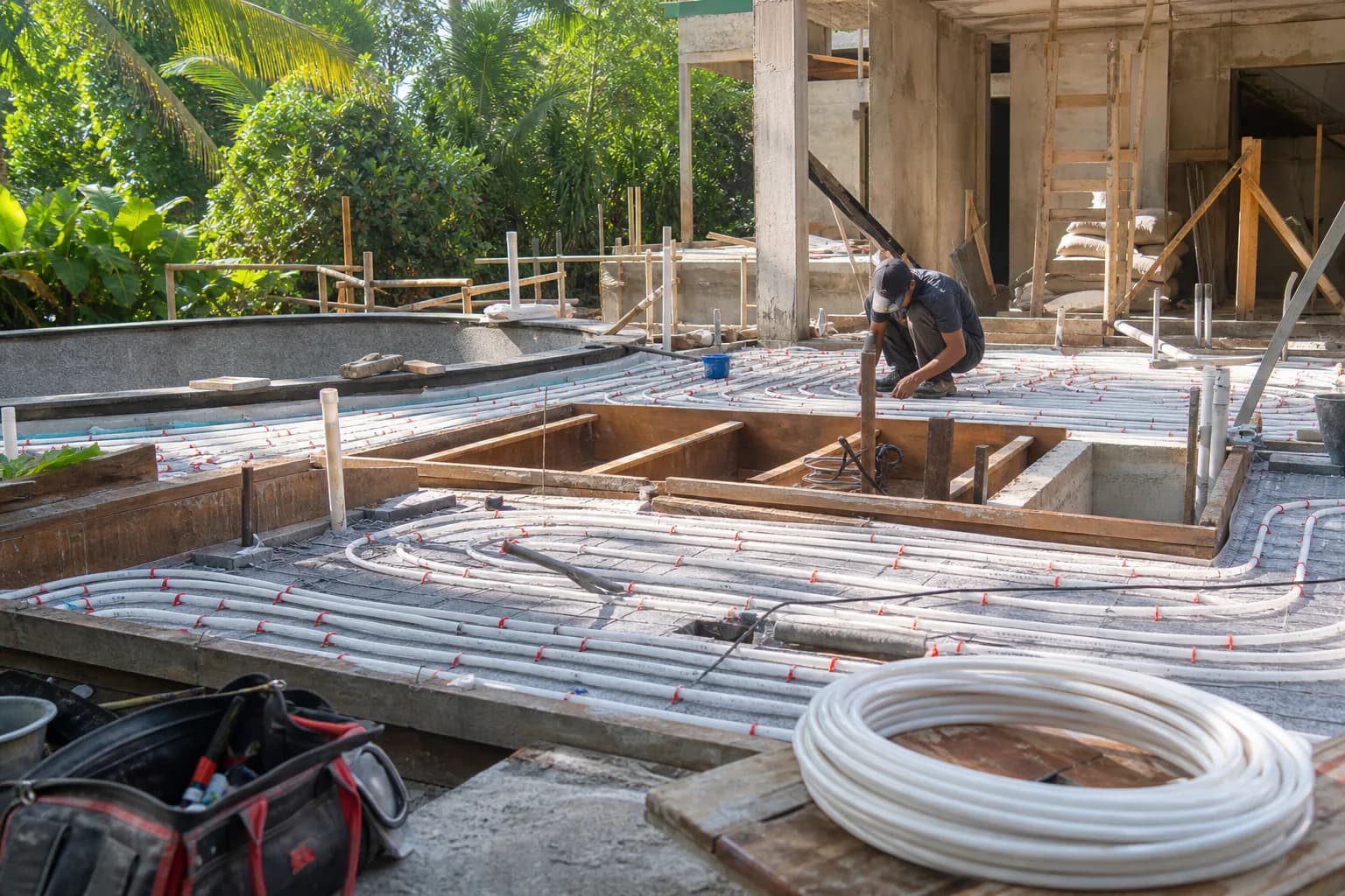 Underfloor Heating: Tile vs Concrete Subfloors in Bali