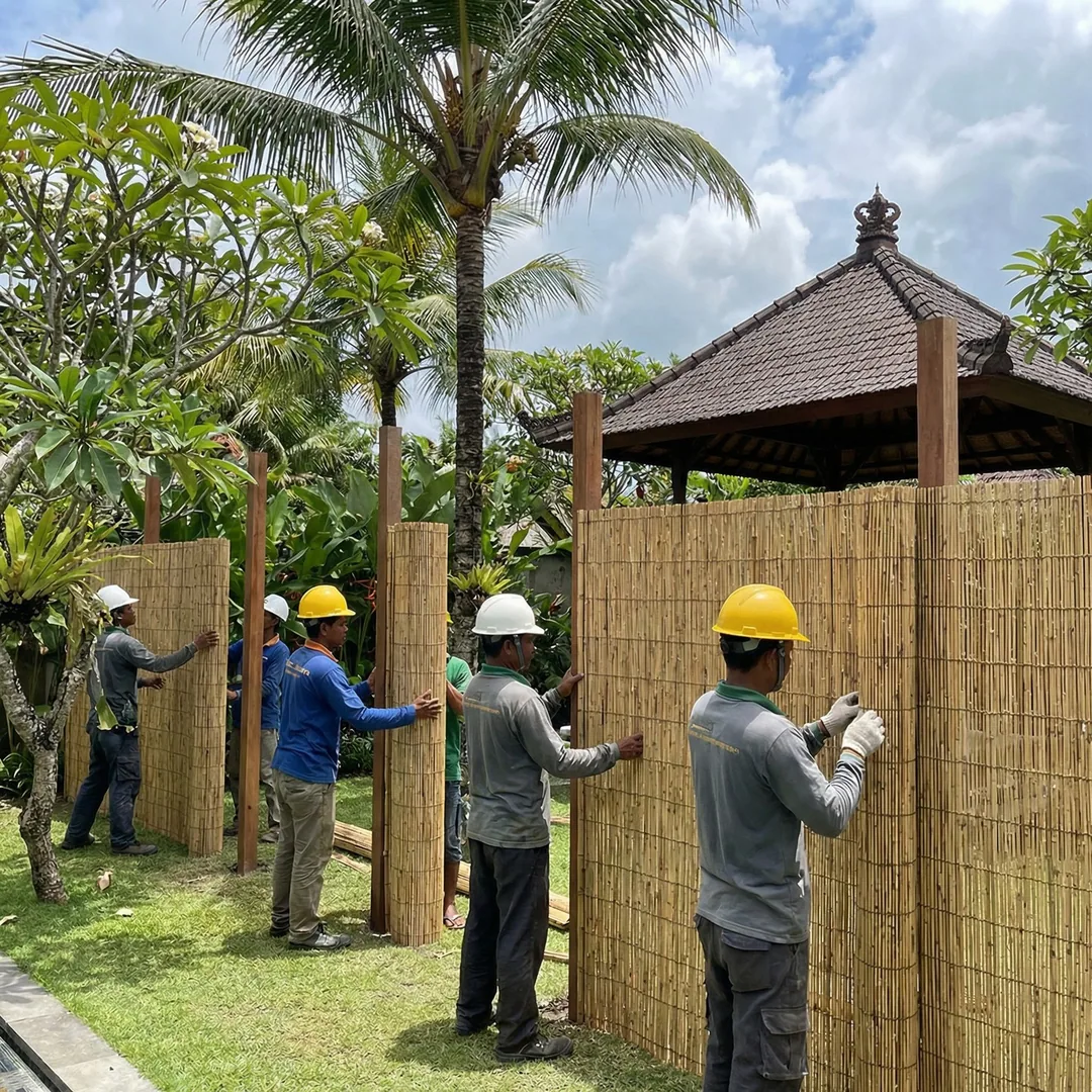 🎍 BAMBOO SCREENING | Privacy Fence Installation

Installing natural bamboo fencing creates privacy 