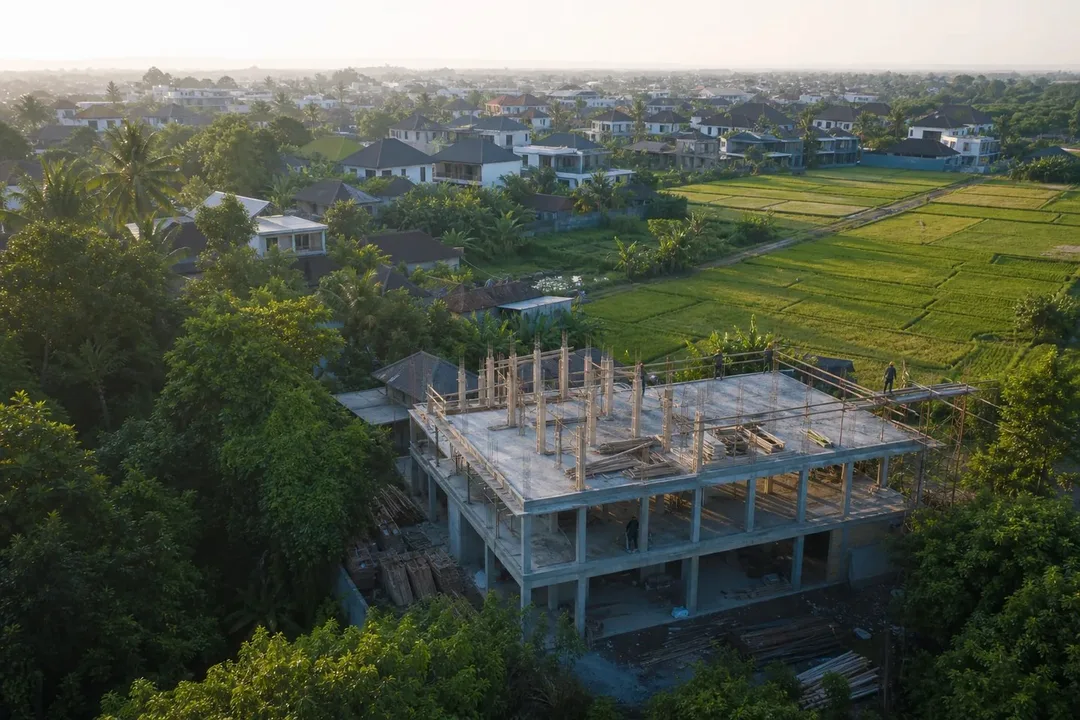 Bali's villa market is facing significant changes by 2026.
As inventory surpasses demand, Canggu’s generic properties